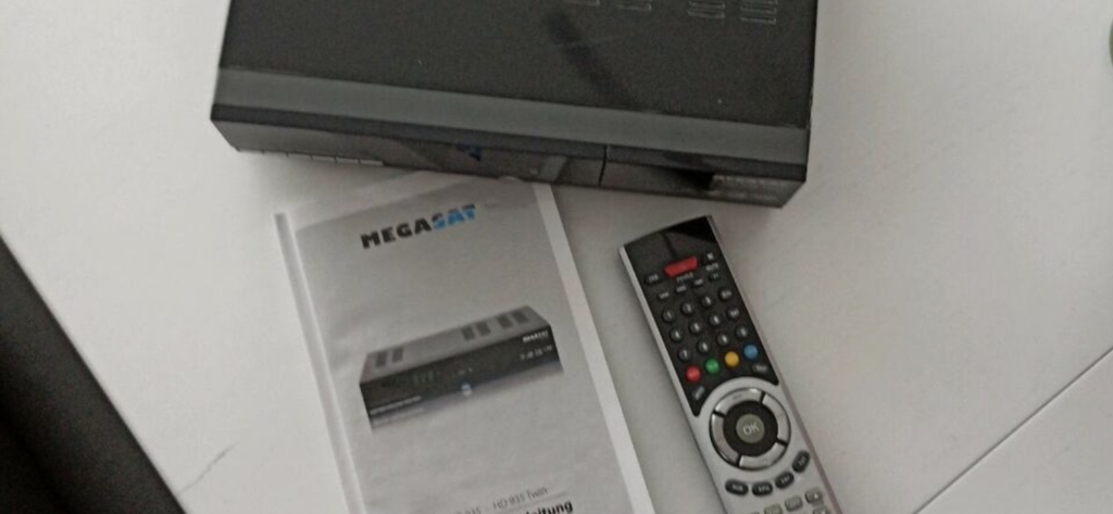 Megasat HD 935